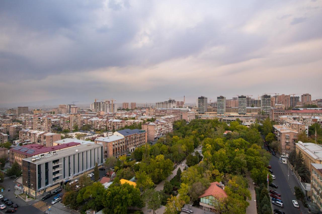 Hotelise L Bird Eye Apartment Yerevan Exterior photo